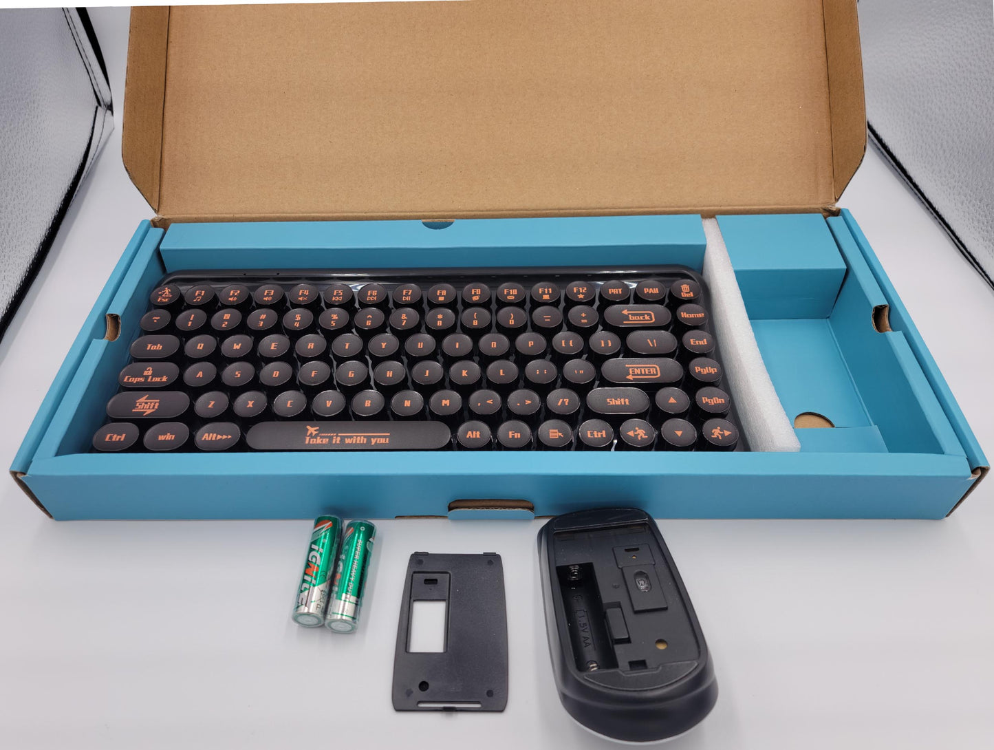 Mini 2.4G Wireless Retro Keyboard and Mouse Combo Round Keys Computer Laptop Mac