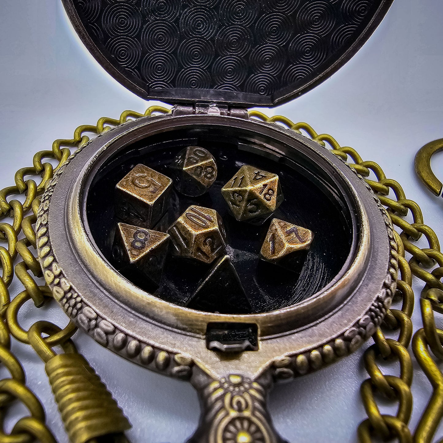 Cthulhu DND Old Fashioned Pocket Watch Case
