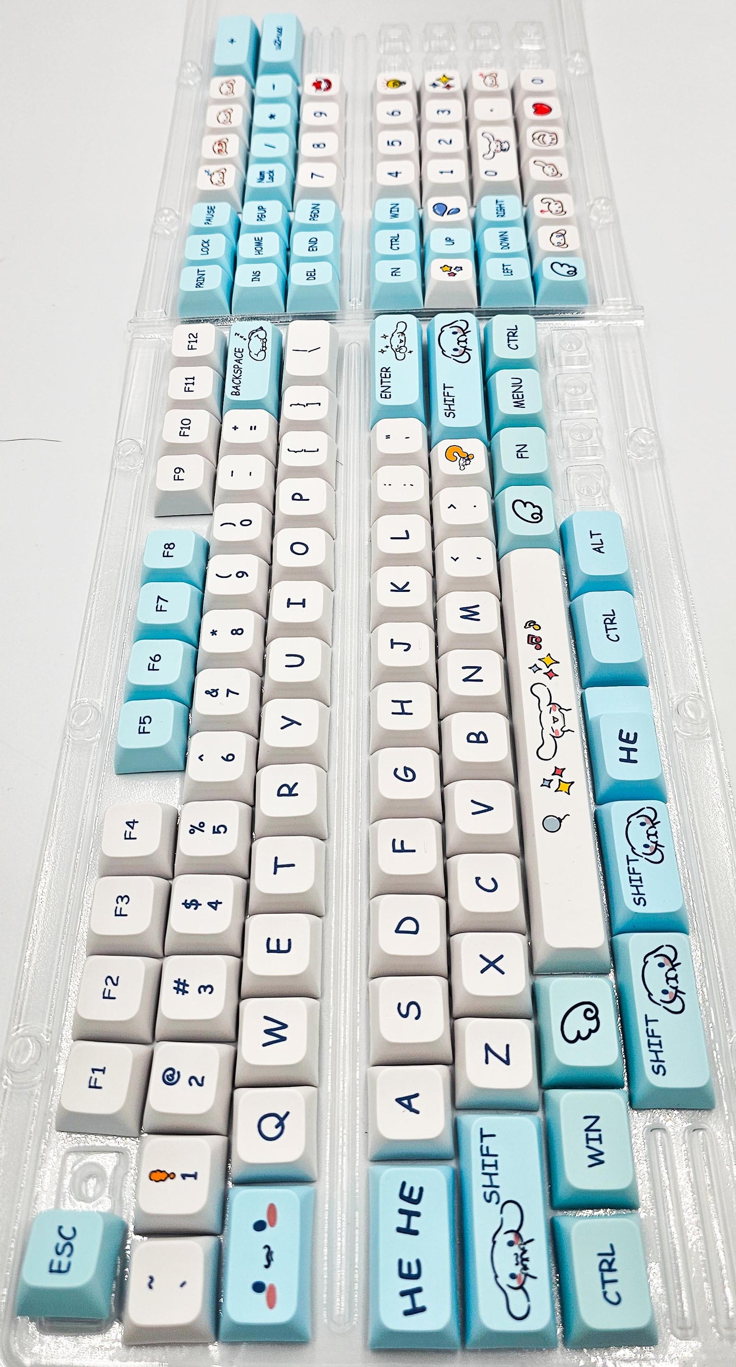 100% Full Size Cute Rabbit Themed Keycaps
