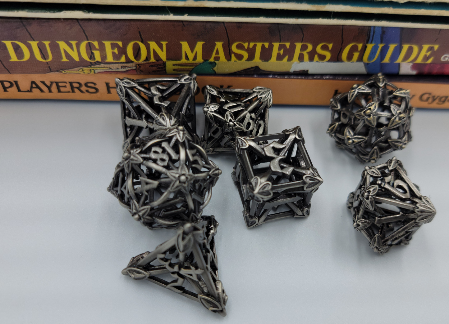 Black/Gray Hollow Metal Caltrops Dice