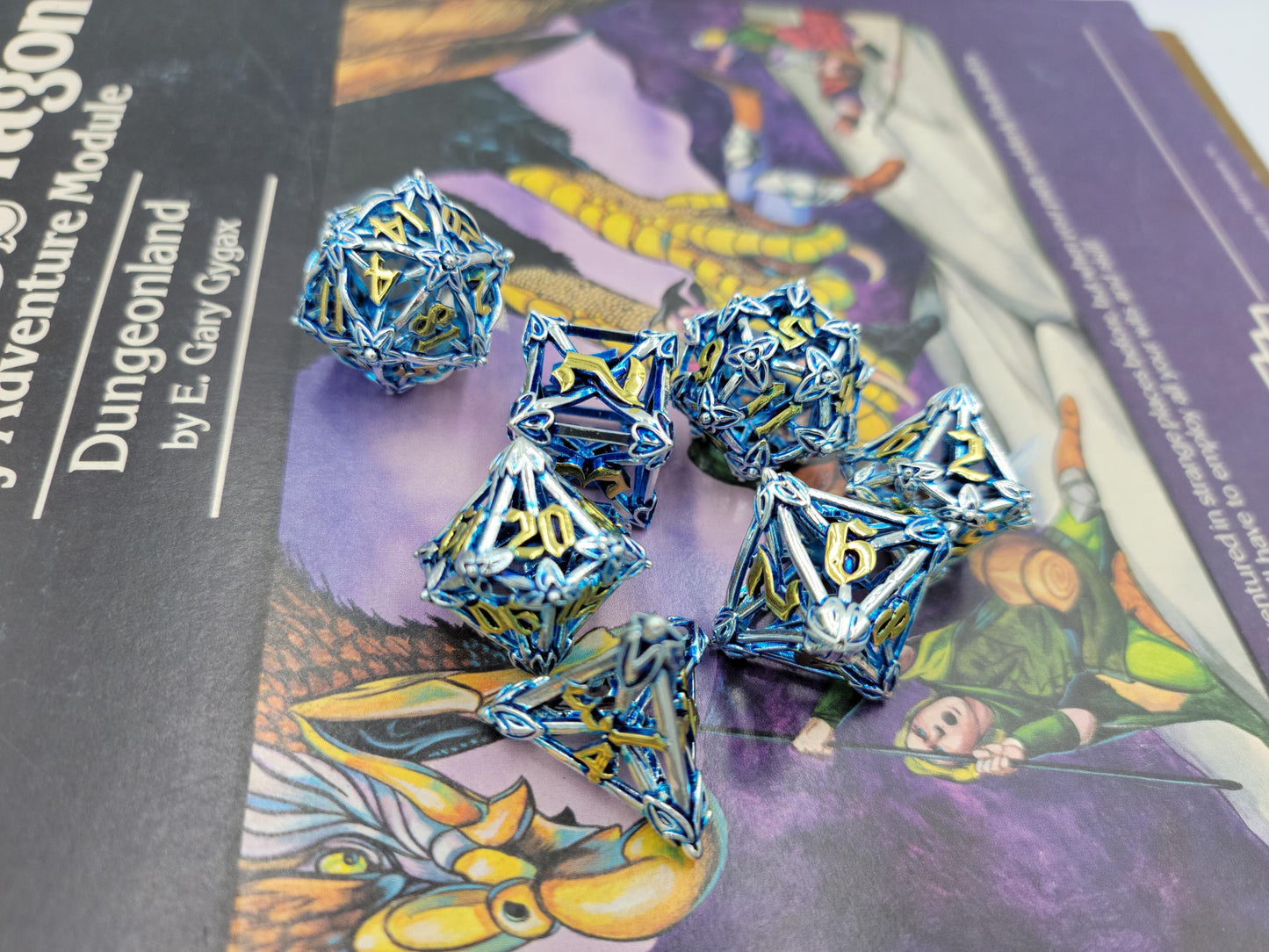 Blue, Silver & Gold Hollow Metal Caltrops Dice