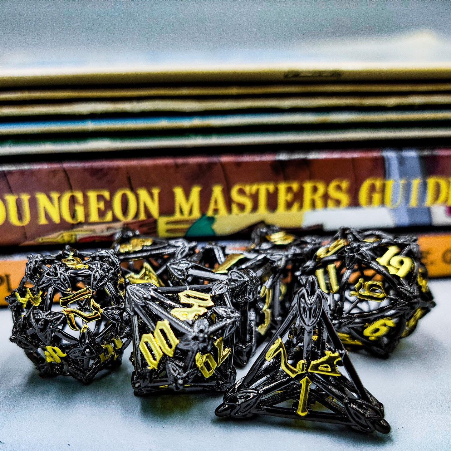 Black & Gold Hollow Metal Caltrops Dice