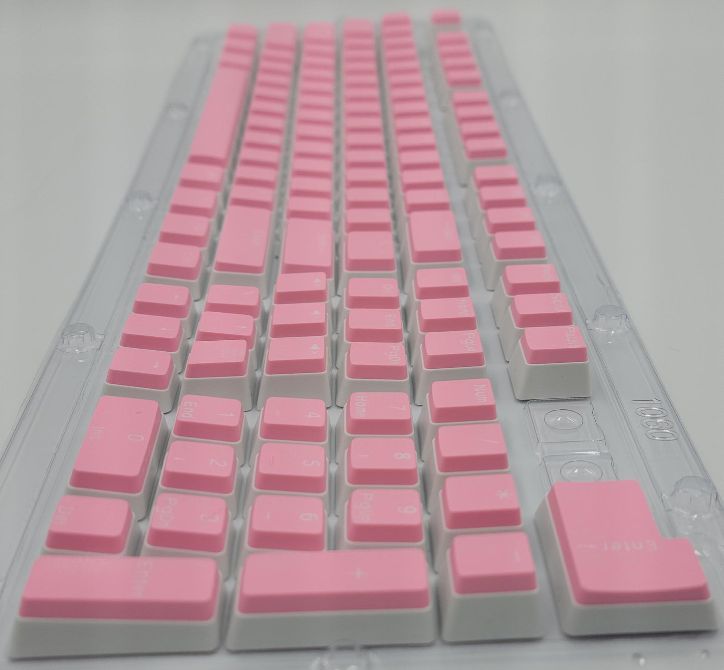 100% Full Size 104 Key Pink & White Pudding Keycap Set for Mechanical Keybaords