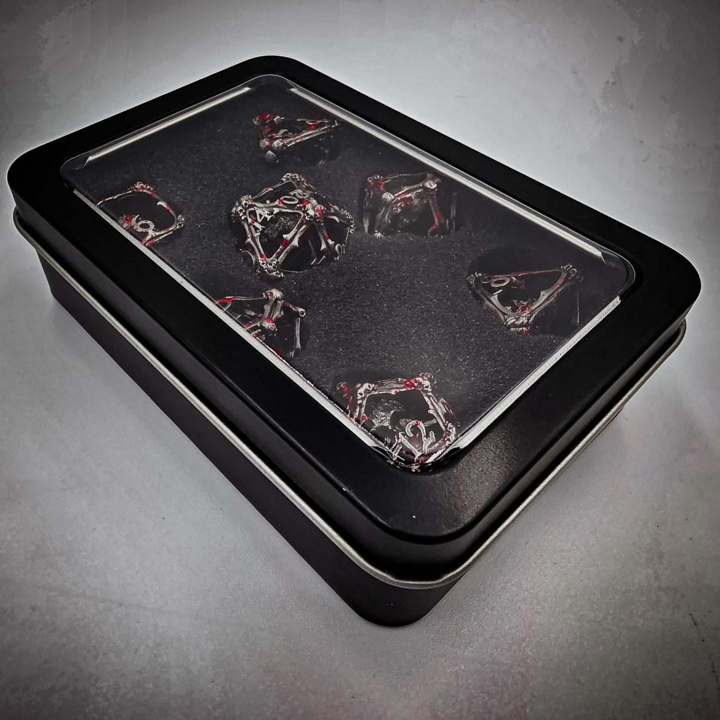 Silver Blood Hollow Metal 3D Skull DND Dice Set