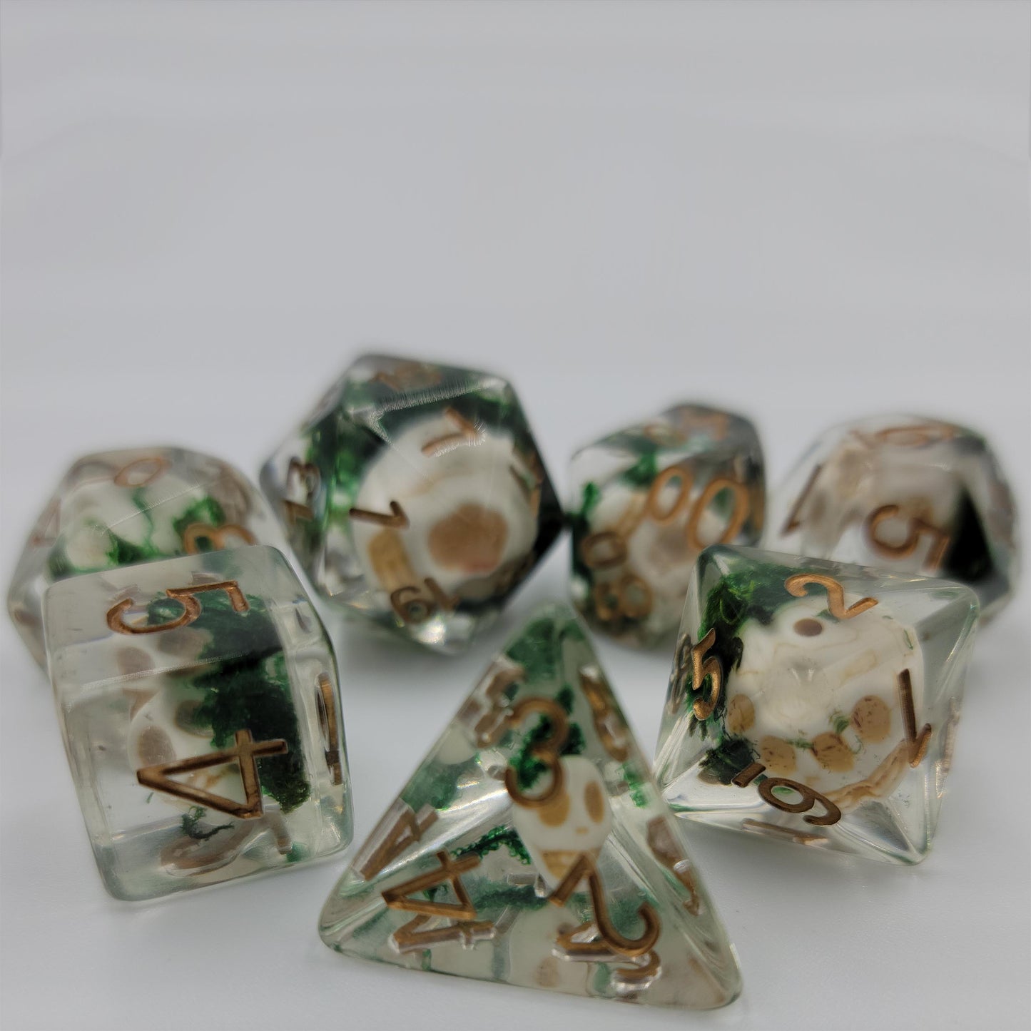 Resin Skull DND Dice Set