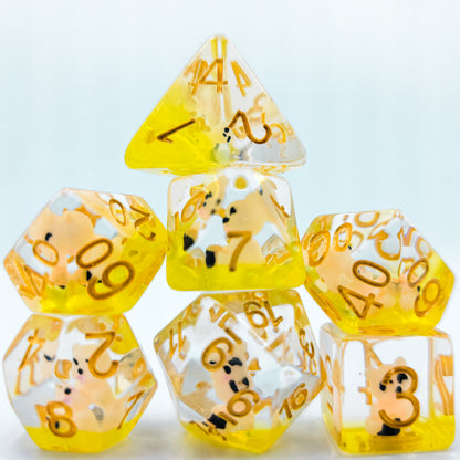 7pcs  Yellow Resin Bear DND Dice Set