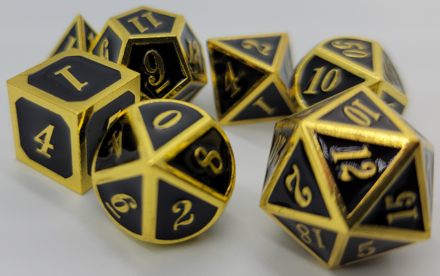 Black & Gold Metal 7 Piece D&D Dice Set